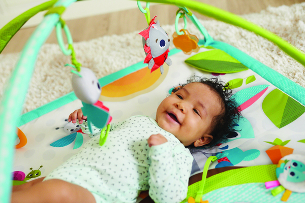 Розвиваючий квадратний килимок "Весела галявина"