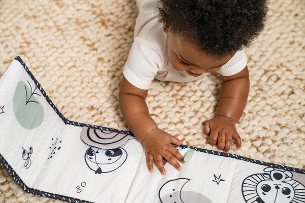 Книжечка бортик "День-ночь"