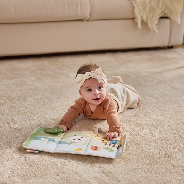 Розвиваюча книжка "Farmers Funday"