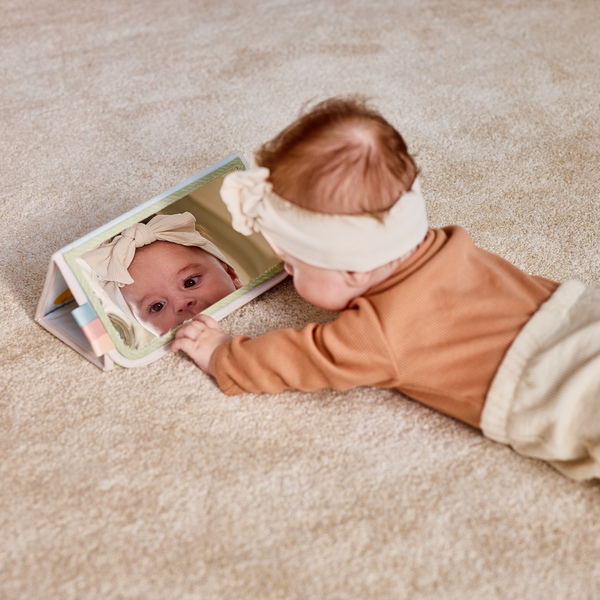 Розвиваюча книжка "Farmers Funday"